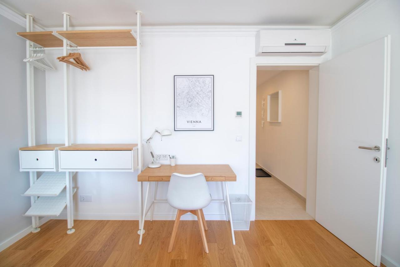 Boutique Sky City Apt. With Balcony / Top Spot เวียนนา ภายนอก รูปภาพ